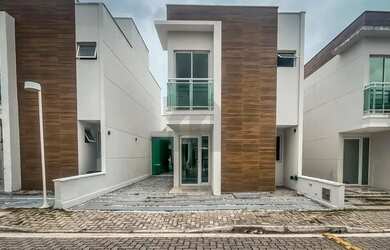 Imagem: Casa em condomínio pra locação - 03 suítes