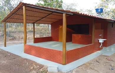 Imagem 3: Chácara de 20mil mt com rancho em Cromínia!