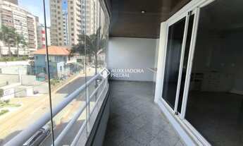 Imagem 6: Apartamento para Aluguel no Centro: 3 Dormitórios, Suíte com Closet, Sacada e 2 Vagas