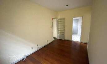 Imagem 2: Apartamento com 2 dormitórios para alugar, 57 m² por R$ 1.300,00/mês - Itapoã - Belo Horiz