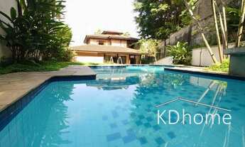 Imagem 4: Casa em rua fechada