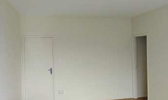 Imagem 4: Apto LOC/VENDA 103 m2. 2 dorms, armários, amplo living sol manhã, garagem, coz, area serv