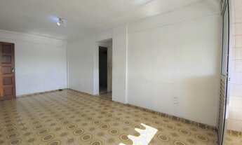 Imagem 3: Apartamento para venda possui 75 metros quadrados com 2 quartos em Boa Viagem - Recife - P