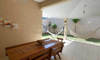 Imagem 2: Casa Térrea - Jacareí - Condomínio Residencial Villas de Santana -220m² - 3 Suítes