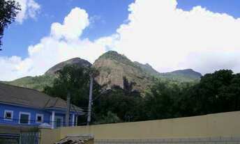 Imagem 3: Casa de condomínio para venda possui 600 metros quadrados com 4 quartos