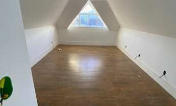 Imagem 4: Casa de condomínio para venda possui 300 metros quadrados com 4 quartos