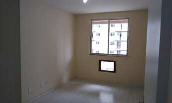 Imagem 4: GRAJAÚ-EXCELENTE PONTO-PRÓXIMO A VERDAN-SALA-02 QUATOS C/01 SUÍTE-02 VAGAS-02 ELEVADO-VARA