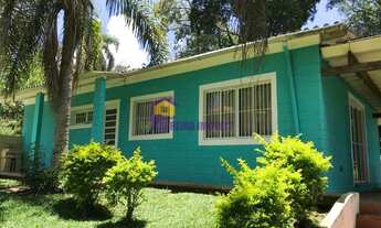 Imagem 2: Ibiúna, chácara com 3 mil metros, lago, piscina ACEITA FINANCIAMENTO BANCÁRIO