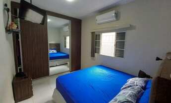 Imagem 7: Casa no Bosque dos Buritis - 360m², Varanda Gourmet, Cozinha com Armários, 2 Vagas