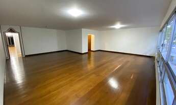 Imagem 2: Apartamento para venda possui 270 metros quadrados com 4 quartos em Ipanema - Rio de Janei