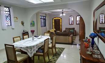 Imagem 4: Embaré-Sobrado isolado amplo e reformado-4 dormitórios,2 suítes, lavabo + edícula + piscin