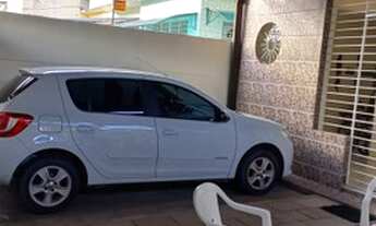 Imagem 2: VENDO EXCELENTE CASA C/ 3 QUARTOS 2 VAG ÁREA 194 M2 NO CORDEIRO - RECIFE - PE R$ 470 MIL