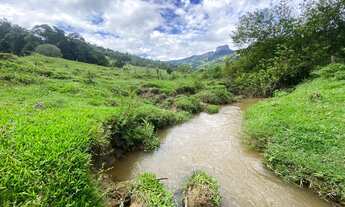 Imagem 2: Terreno para venda possui 56000 metros quadrados em São Bento do Sapucaí - SP