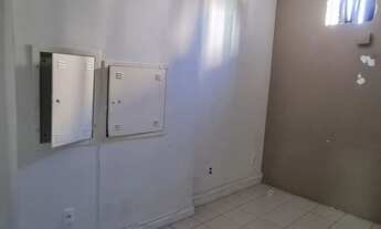 Imagem 4: Alugo loja av.vitoria 200m2 + 2 escritorios.ar cond.banheiro.prox dakar veiculos