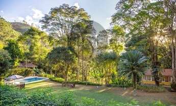 Imagem: PETRóPOLIS - Sítio - Carangola