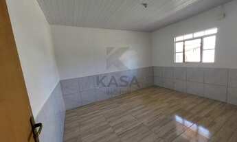 Imagem 7: Aluga ótima casa de fundos com 01 dormitório, sala de estar, cozinha, banheiro social e va