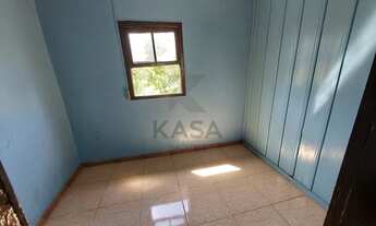 Imagem 7: Ótima casa com 03 dormitórios, sala, cozinha ampla, banheiro social . Possui entrada para