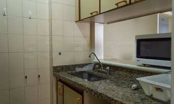 Imagem 7: Flat mobiliado no Jardins com um dormitório com linda varanda, apto com 40 m², entrada ime