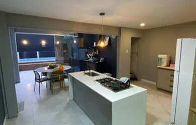 Imagem 3: CASA NA FAROLÂNDIA