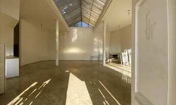 Imagem 6: Casa para venda possui 740 metros quadrados com 5 quartos