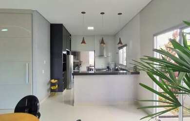 Imagem 4: Linda casa em condomínio na zona sul com 3 suítes e semi mobiliada