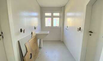 Imagem 5: Elegance Imóveis: Sobrado com 04 dormitórios,localizado no bairro atlântida