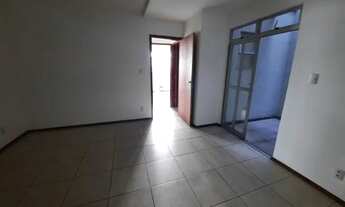 Imagem 3: Alto dos Passos, 2 quartos com área externa em rua plana