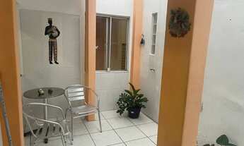 Imagem 2: Casa para venda possui 320 metros quadrados com 2 quartos