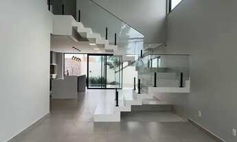 Imagem 6: Casa Duplex Morada dos Passaros Espetacular com 4 suítes, sendo 1 master com closet e hidr