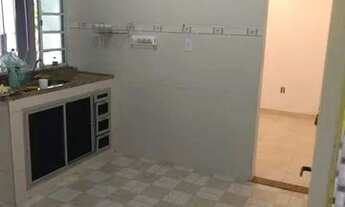 Imagem 5: Alugo casa no Centro de Guapimirim, rua do BRA