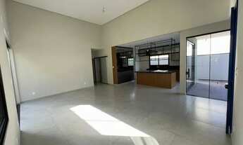 Imagem 4: Casa em Condomínio para Venda em Taubaté, Residencial Ouroville, 3 dormitórios, 3 suítes