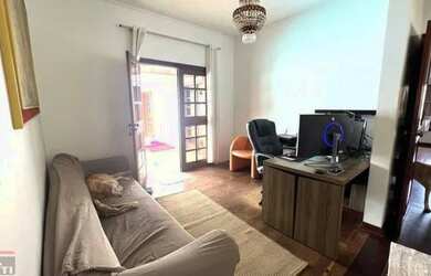 Imagem 7: RESIDÊNCIA TÉRREA , COM 2 SUÍTES + 2 SUÍTES AMERICANAS , ESPAÇO GOURMET , PISCINA , 5 VAGA