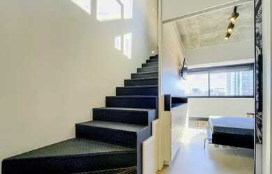 Imagem 3: APARTAMENTO DUPLEX 60M² PARA LOCAÇÃO DE 1 DORMITÓRIO E 1 VAGA - MENINO DEUS