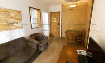 Imagem 2: Flat entre a Av. Berrini e Marg Pinheiros, com 02 dorms e cozinha completa. Consulte-nos