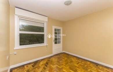 Imagem 3: Apartamento para aluguel possui 92 metros quadrados com 2 quartos em São João - Porto Aleg