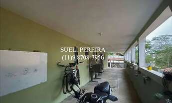 Imagem 6: Casa de condomínio para aluguel e venda possui 472 metros quadrados com 5 quartos