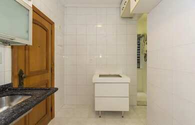 Imagem 8: Apartamento para venda possui 75 metros quadrados com 2 quartos em Botafogo - Rio de Janei