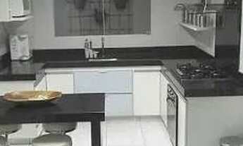 Imagem 6: Casa para venda com 200 metros quadrados com 3 quartos em Embaré - Santos - SP