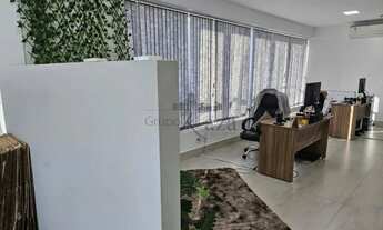 Imagem 2: Oportunidade - Sala Comercial - Condomínio Edifício Crystal Center - 193m²