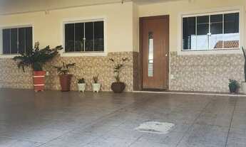 Imagem: Vendo linda casa no setor leste do gama