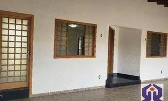 Imagem 4: QE 15 - Casa com 3 dormitórios, sendo 1 suíte + 02 vagas cobertas