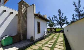 Imagem 5: Casa com arquitetura diferenciada, Balneário Gaivotas - Lagoa Cortada