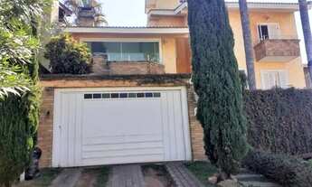 Imagem 3: Linda casa com magnífica vista para a Pedra Grande na parte alta do Recreio Maristela em A