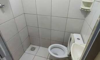 Imagem 6: Alugo Quitinete no Bairro Maraponga, Com Garagem na Rua arlos Joaçaba, Embaixo e Tem Encim