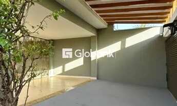 Imagem 5: Casa Residencial com 3 Quartos, 2 Suítes e Piscina em Bocaiúva Financiamento Disponível