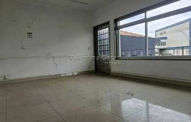 Imagem 6: PRÉDIO COMERCIAL COM LOJA