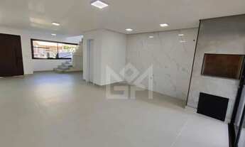 Imagem 3: Casa à Venda com Quintal e Varanda no Bairro Parque da Matriz em Cachoeirinha