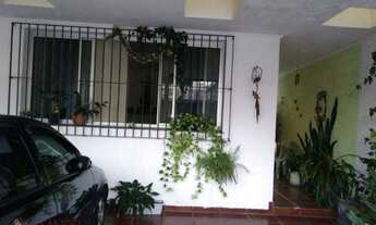 Imagem 2: Sobrado no Campo Grande com 150m², 3 dorm, 2 banheiros e 2 vagas (J