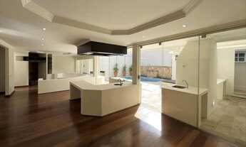 Imagem 4: Linda casa a venda no condomínio Carmel!