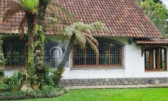 Imagem: Casa Padrão para Venda em Bom Retiro Teresópolis-RJ